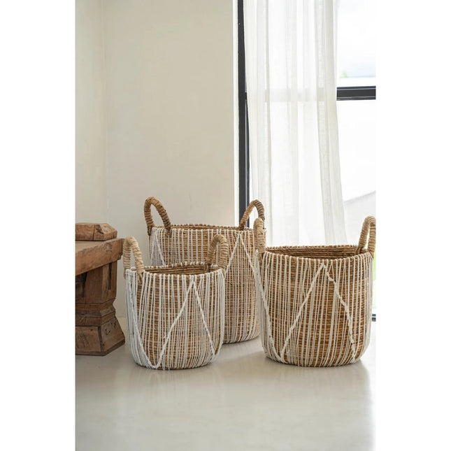 The Straight Stitched Macrame Basket - Natural White - L