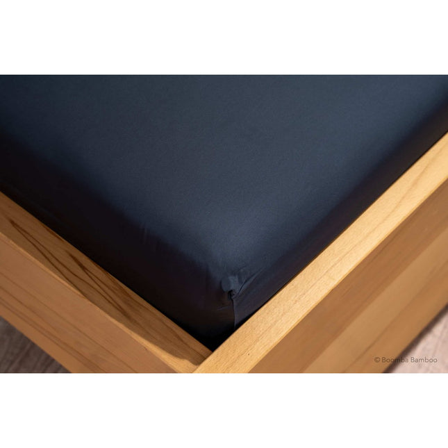 Boomba Premium fitted sheet 100% bamboo Space blue