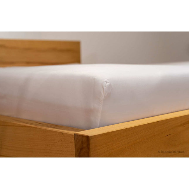 Boomba Premium fitted sheet for mattress topper 100% bamboo Coco white
